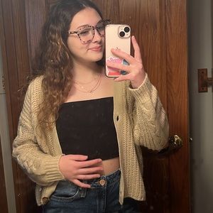 Meet your Posher, Hailee